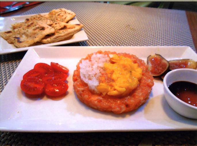 Salmon tartare