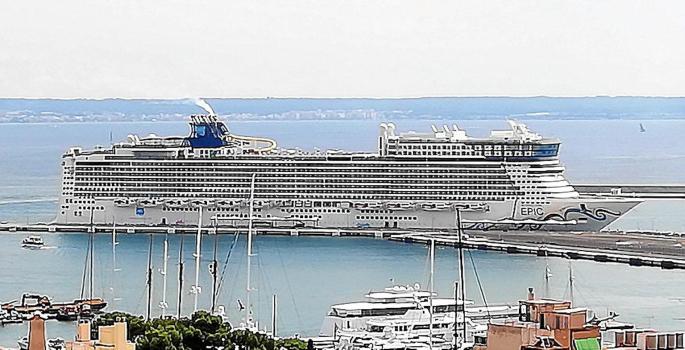 'Norwegian Epic' cruise ship in Palma.
