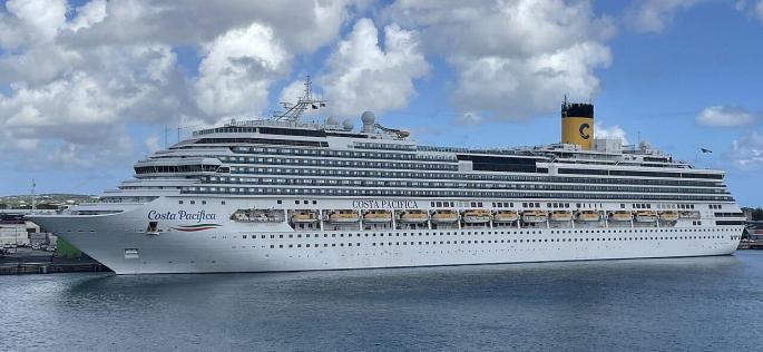 The Costa Pacifica is in Palma today