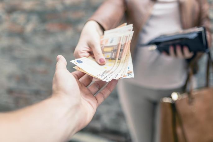 Sort out your travel money: consider taking both card and cash and be prepared for any immediate payments once at your destinati