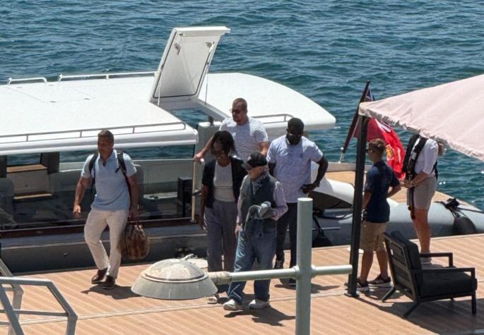 Michelle Obama and Steven Spielberg in Puerto Portals.