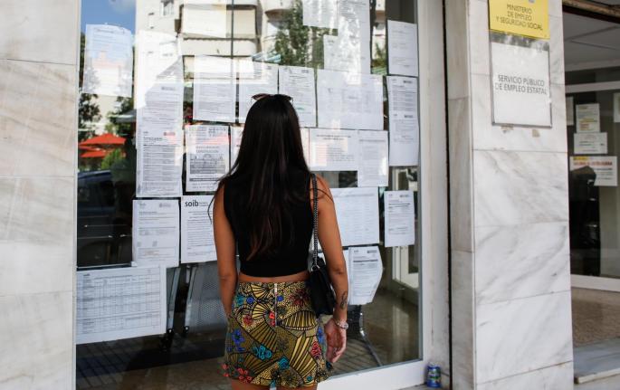 Temporary contracts far outweigh permanent ones