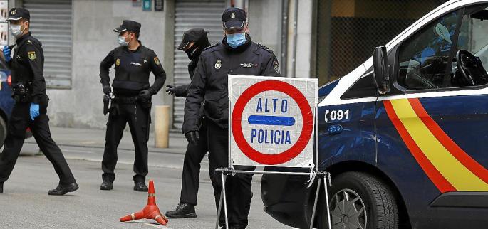 National Police control during the lockdown in Mallorca