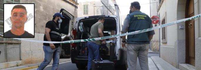 Members of the Police and the Guardia Civil crime lab entered the scene of the crime. Above right Ali Khouch, the confessed murderer