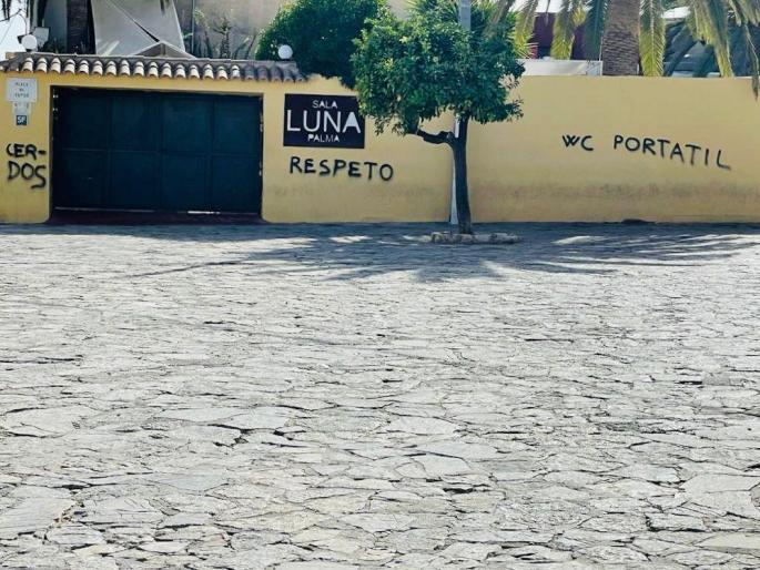 Graffiti outside a club in Palma, Mallorca