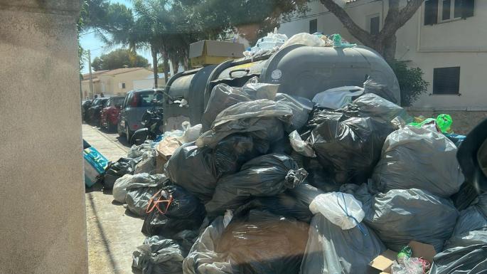 Uncollected rubbish in Llucmajor, Mallorca