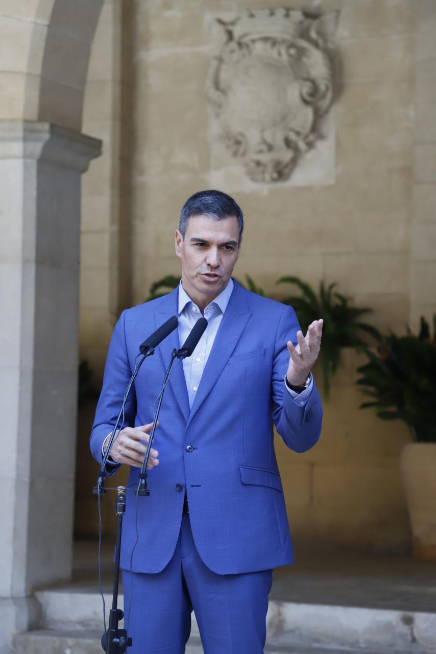Spanish PM Tongue Tied
