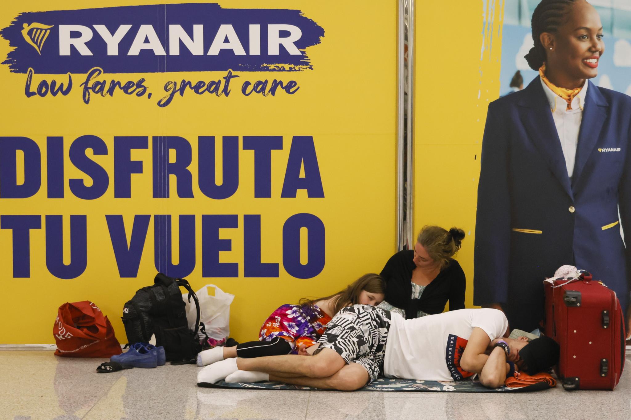 Photo gallery Nightmare at Palma airport (update)