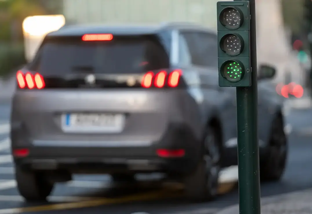 New traffic light rules for drivers and pedestrians in Spain