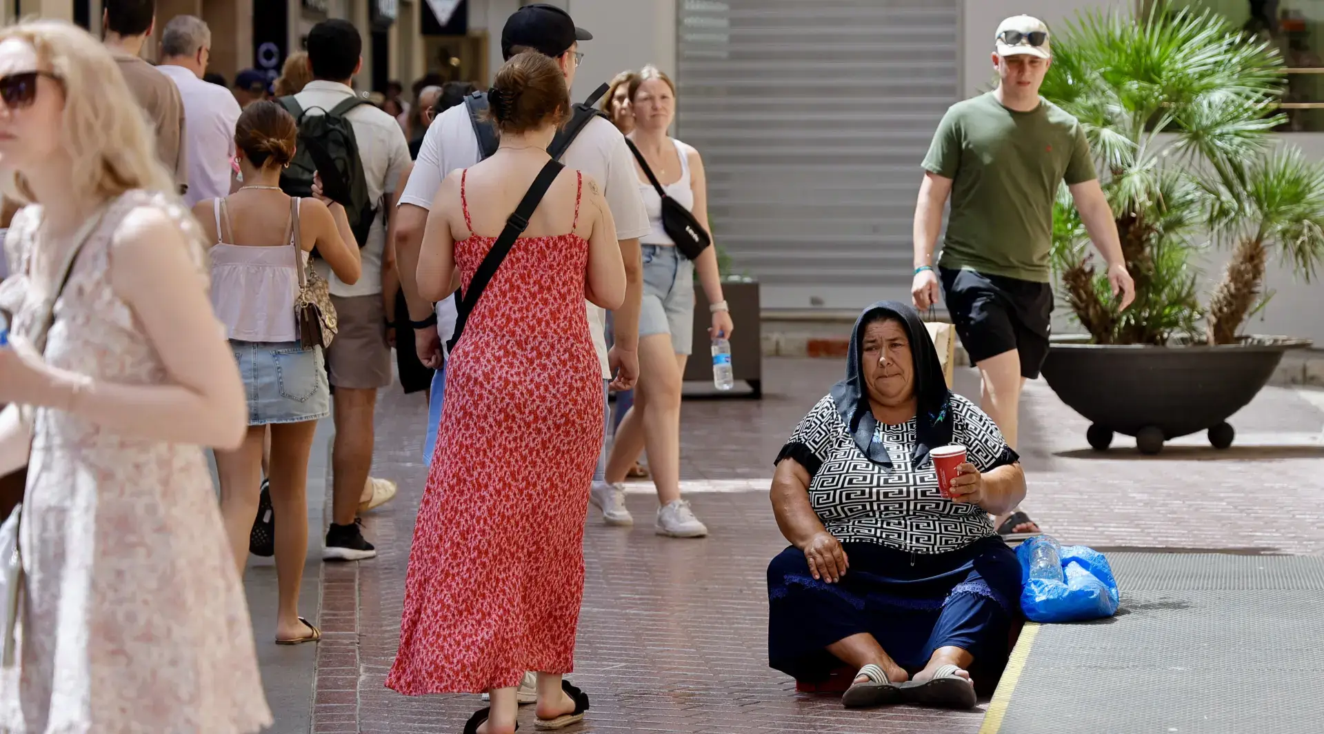 Where's the help for the homeless in Mallorca during heat waves?