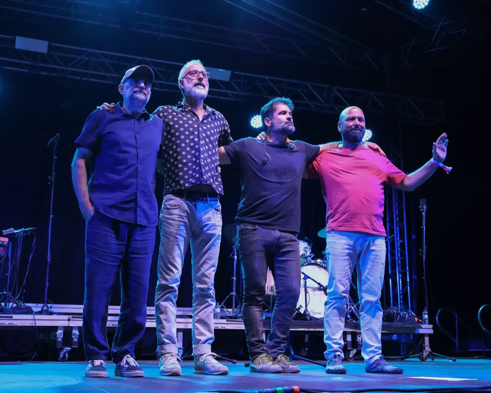Mallorca's leading pop band pay tribute to their bassist who died last week