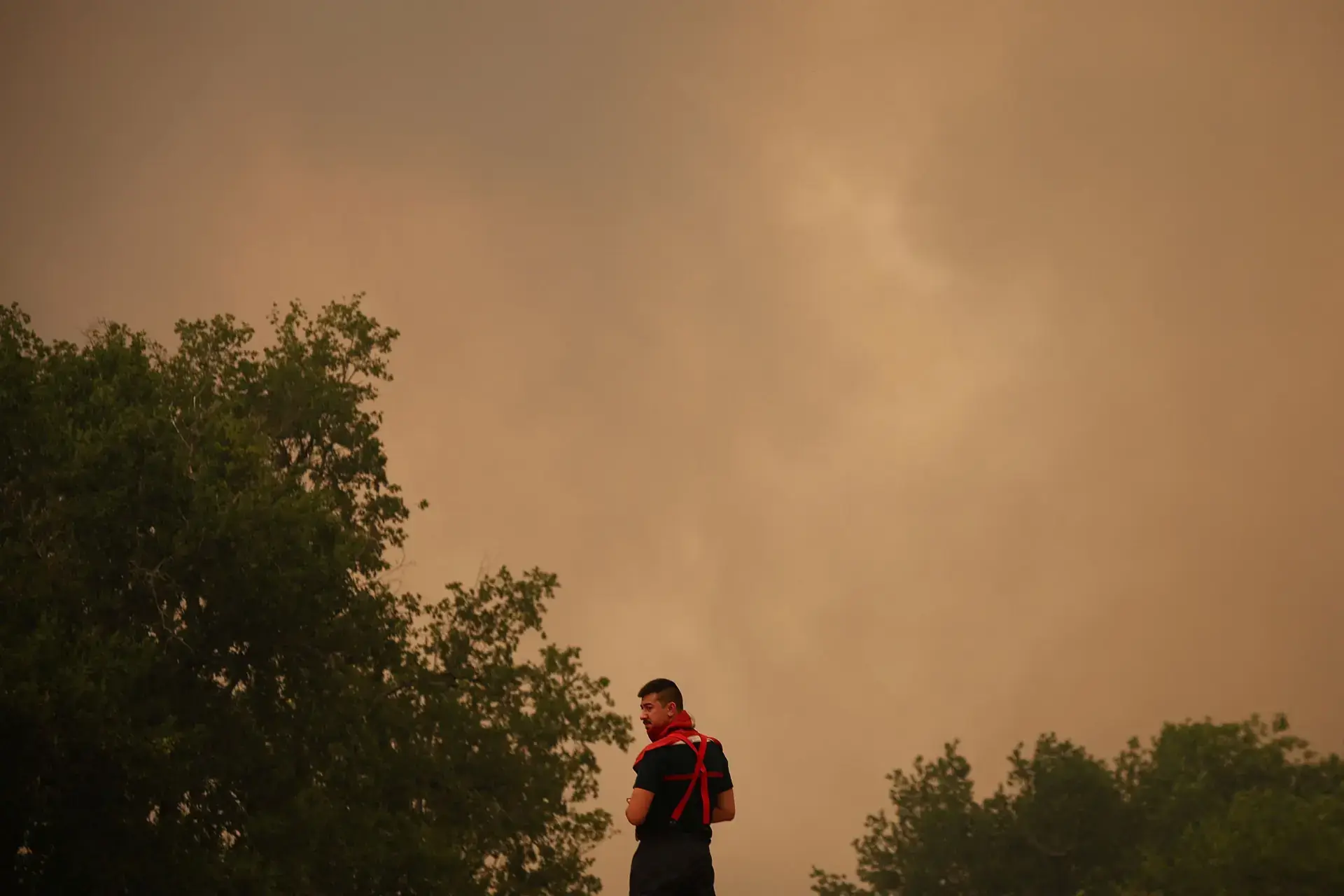 France wildfires resulting in a smell of smoke in Mallorca