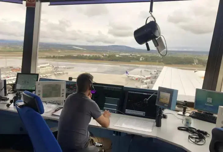 Emergency at Palma Airport as London flight reports possible cockpit smoke