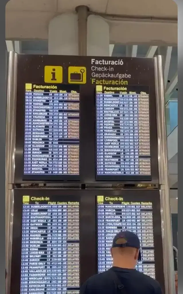 Information board at Palma Airport, Mallorca on Sunday, October 18
