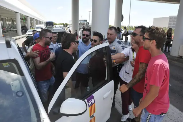 Los taxis ilegales han causado incidentes en el aeropuerto de Palma en el pasado.