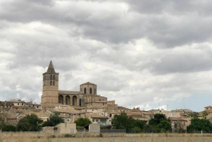 Santa Maria Church, Sineu