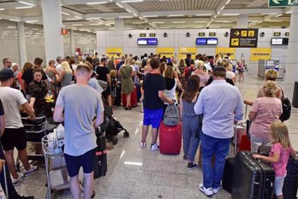 More airport strikes planned, this time by Spanish ground staff.