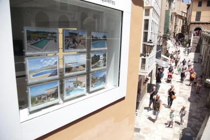 Estate agent window in Palma, Mallorca