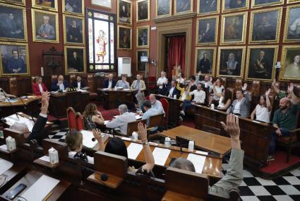 The first meeting of the new council at Palma town hall, Mallorca