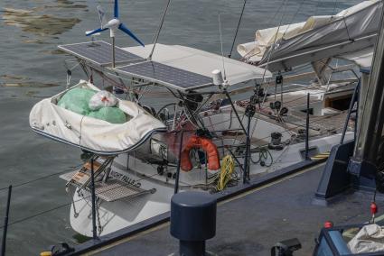 The British flagged yacht carrying the drugs.