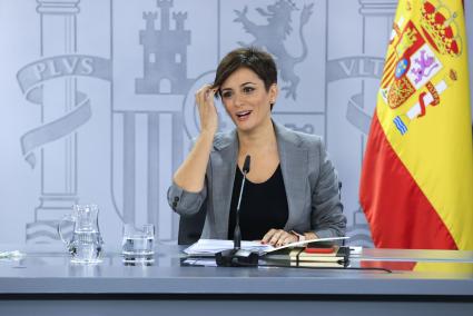 Isabel Rodríguez during today's press conference.