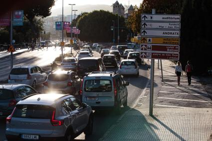 Image of traffic in Palma, well before the tourist season started this year.