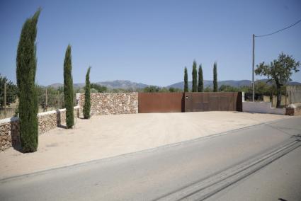 Entrance to an illegal villa in Mallorca