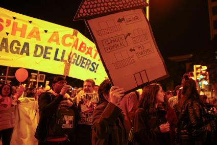 Protest to denounce the housing crisis in Barcelona