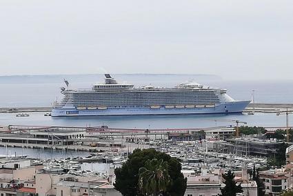 Oasis of the Seas in Palma, Mallorca