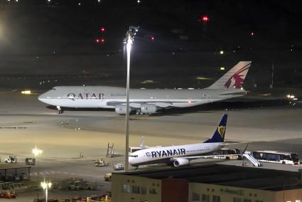 The Qatar royal plane at Palma airport.