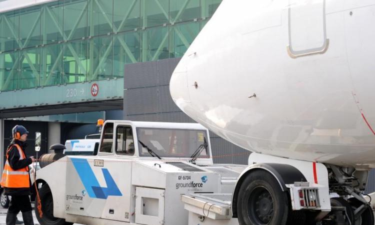 The CCOO, UGT and USO trade unions’ members of the Groundforce works committee, have denounced the ‘serious situation’