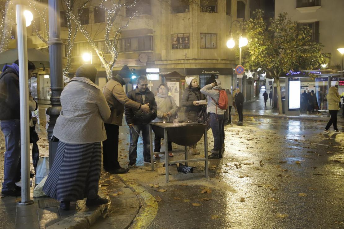 Barbecues in the streets of Palma