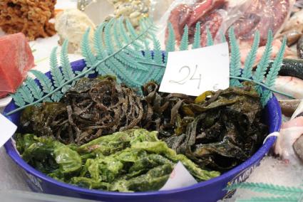 Ibiza - Sale of seaweed on the ibiza market.