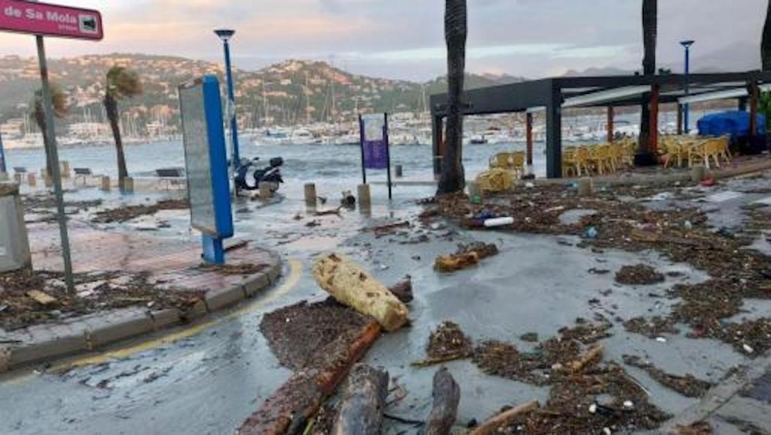 Damage can be seen after Storm Bella hits Puerto Andratx