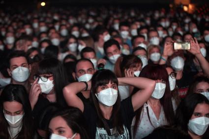 Love of Lesbian concert in Barcelona