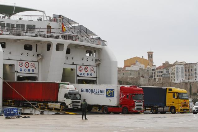 Los camiones llegan a Menorca
