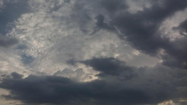 Intervalos de nubosidad con probabilidad de lluvias ligeras ocasionales