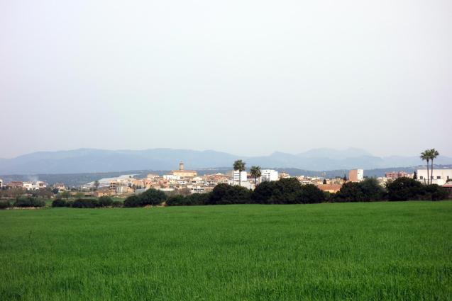 Viento del oeste y noroeste girando a norte.
