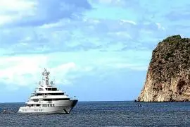One of the world's biggest superyachts heading to Mallorca