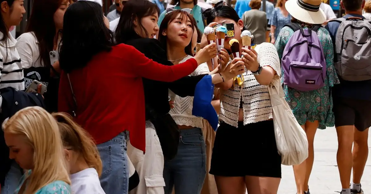 Spain tourism jumps in April, almost back to pre-pandemic levels