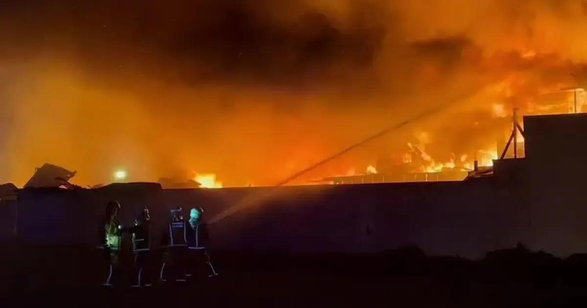 Mallorca emergencies: Three houses destroyed by Palma fire
