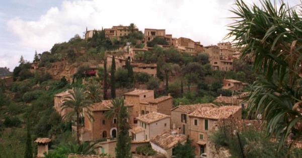 Spain water crisis: Famous Mallorca village cuts water