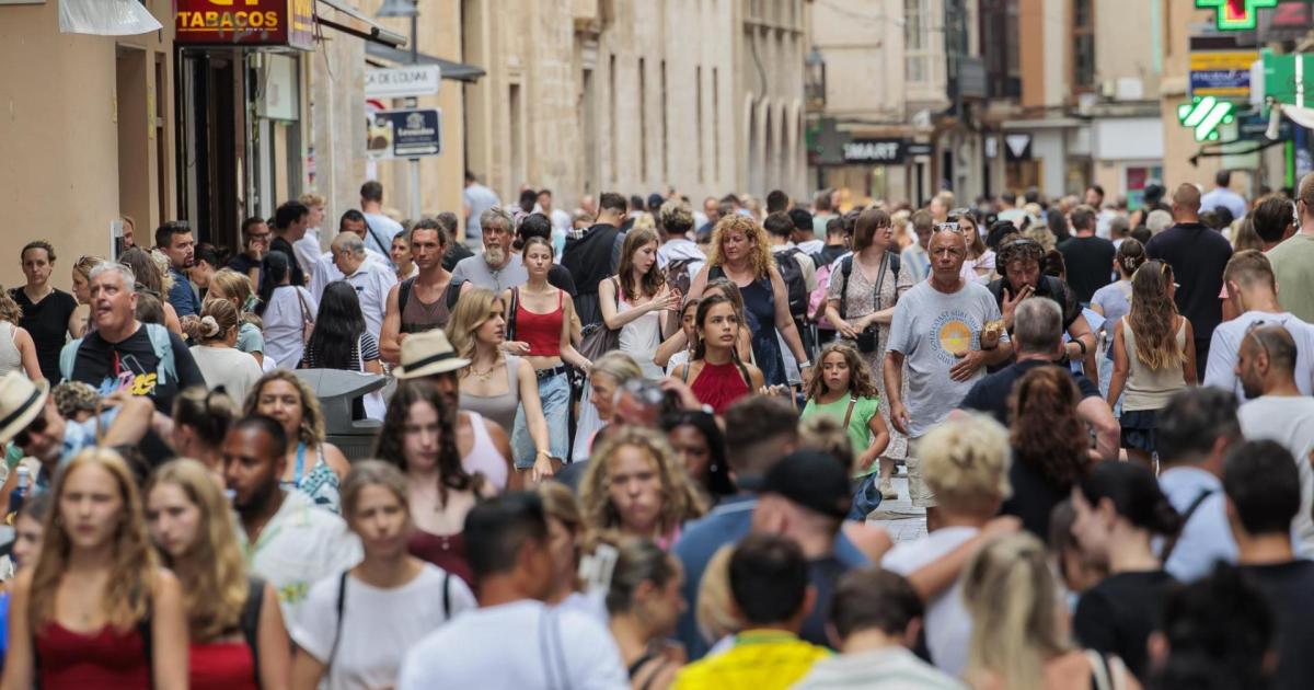"Bold measures" needed for Balearic tourism containment in light of another "record year"