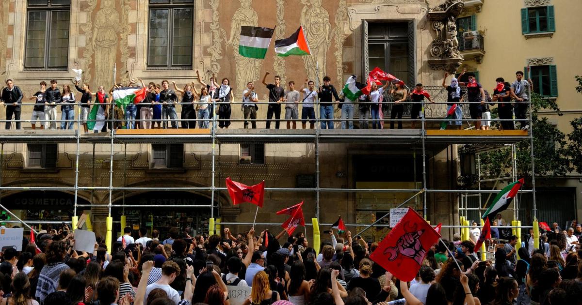 Three Mallorcans and two Menorcans among 65 Spanish activists in the Gaza aid flotilla