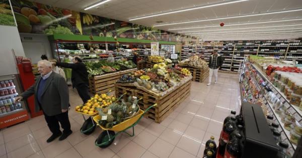 Spain living warning: British pensioners in Mallorca will take a hit from weak Pound against the Euro