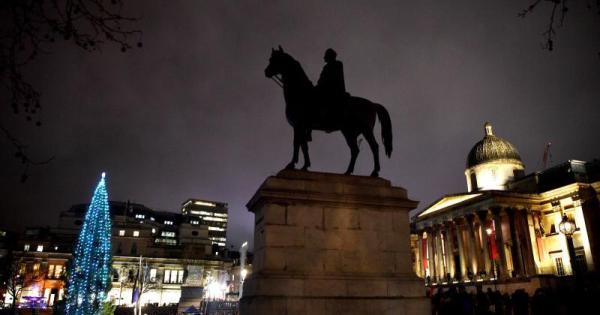 London is one of the top Christmas destinations for the Spanish this year