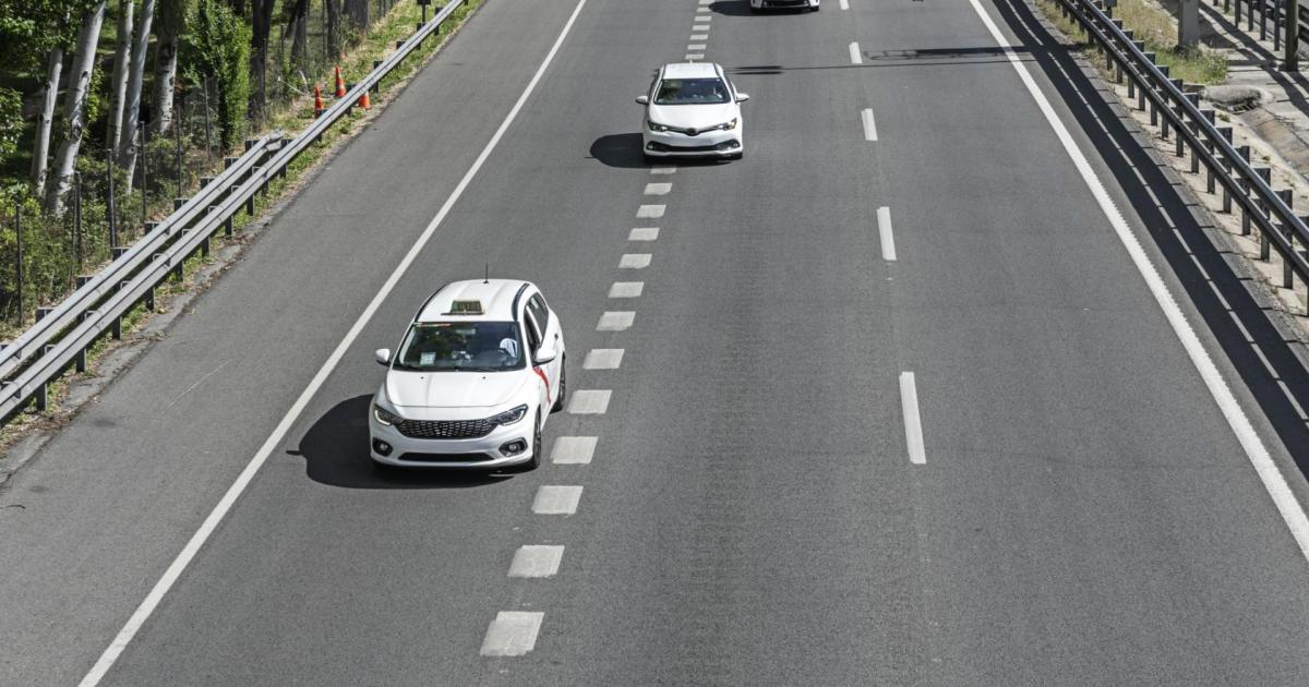 This growing driving trend in Spain Is causing accidents — and fines up to 500€