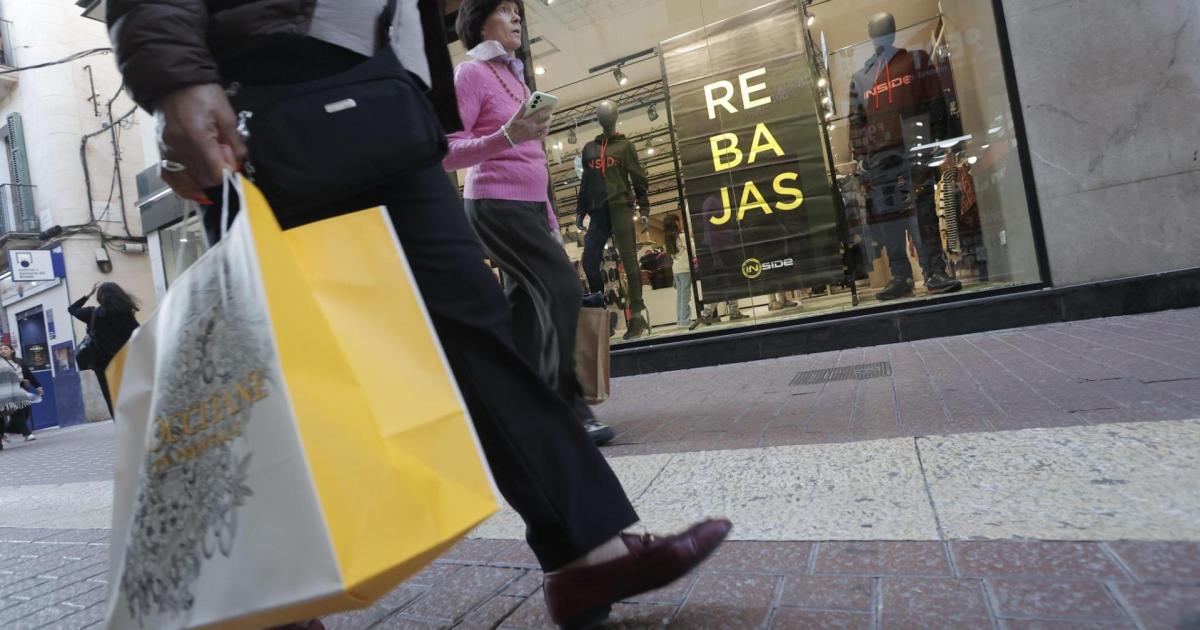 What was that about lower tourist spending in Mallorca? Shops enjoy increased sales