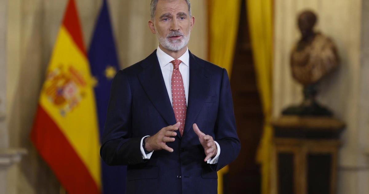 Spain's King Felipe speaks of a "disturbing" crisis of confidence facing democratic societies