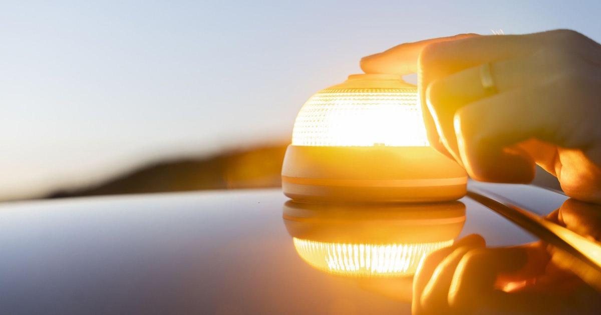 New mandatory V-16 road beacons in Spain could interfere with pacemakers and ICDs, warn cardiologists